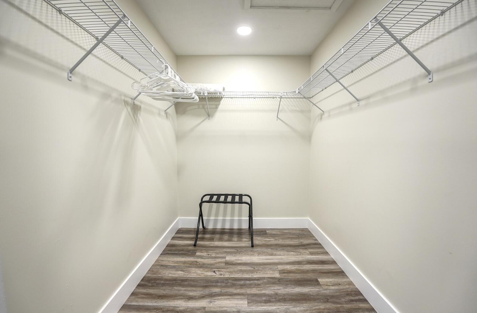 701 SE Dolphin Drive