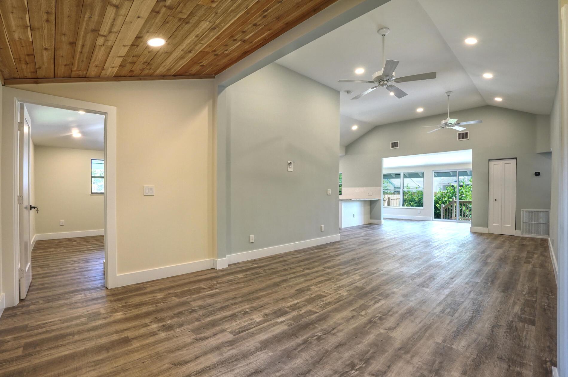 5018 SE Alicia Street