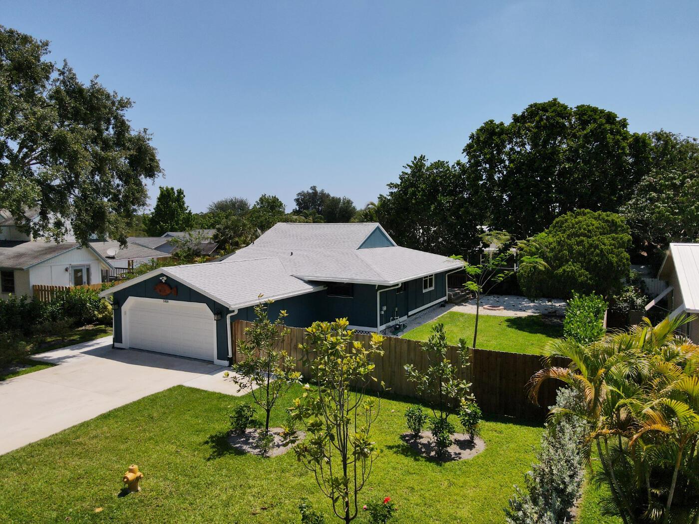 5018 SE Alicia Street