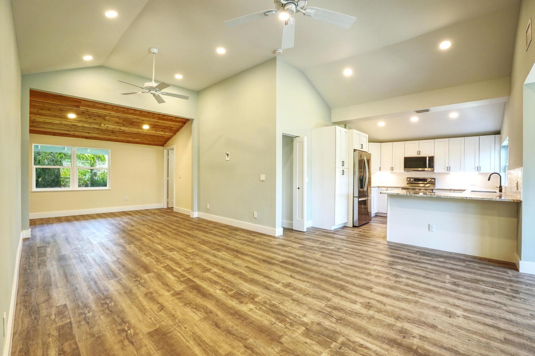 5018 SE Alicia Street