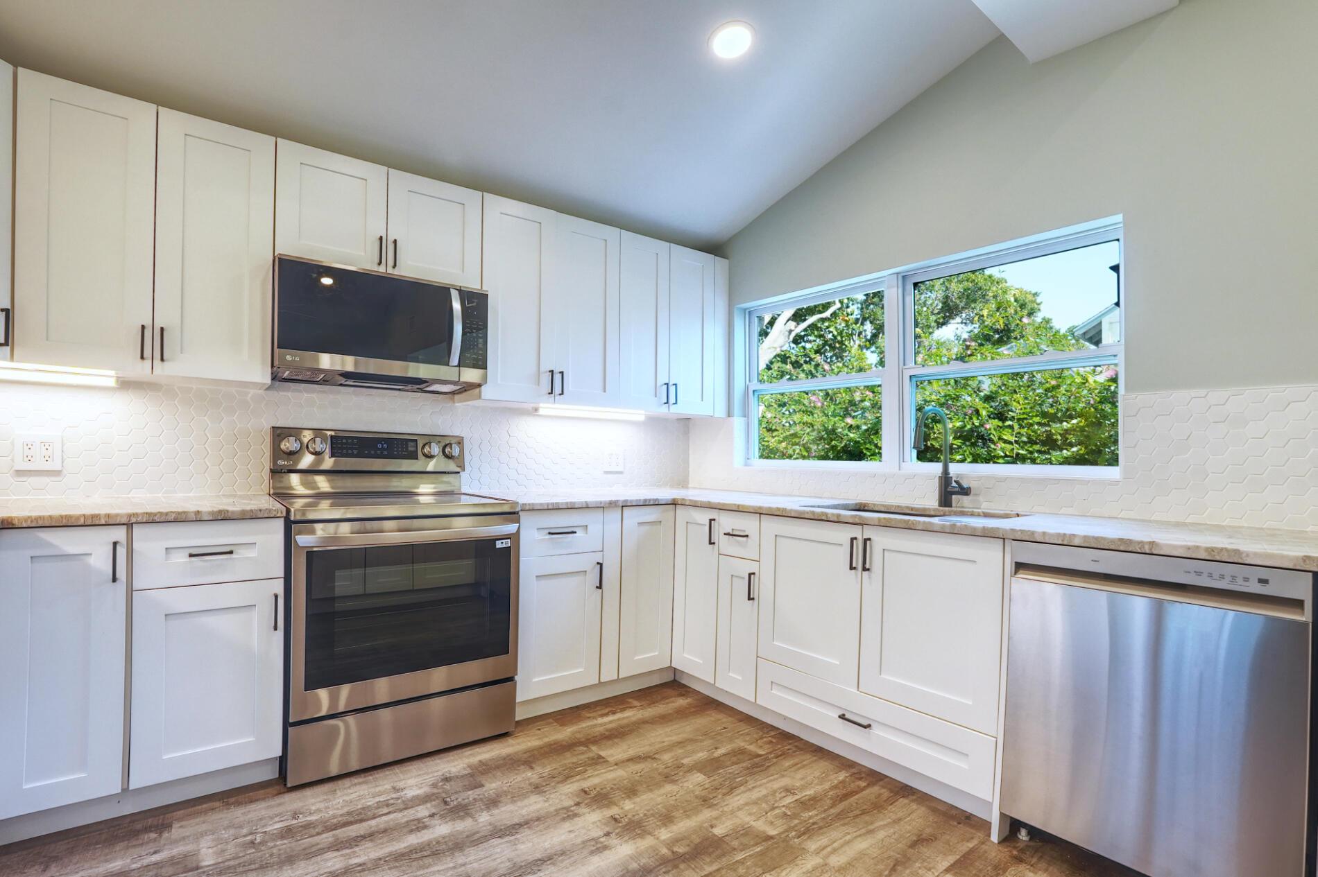 5018 SE Alicia Street