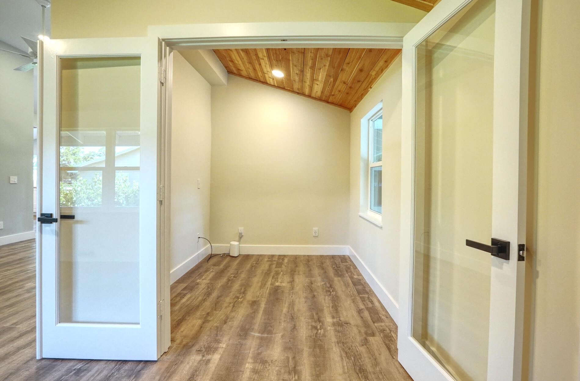 5018 SE Alicia Street