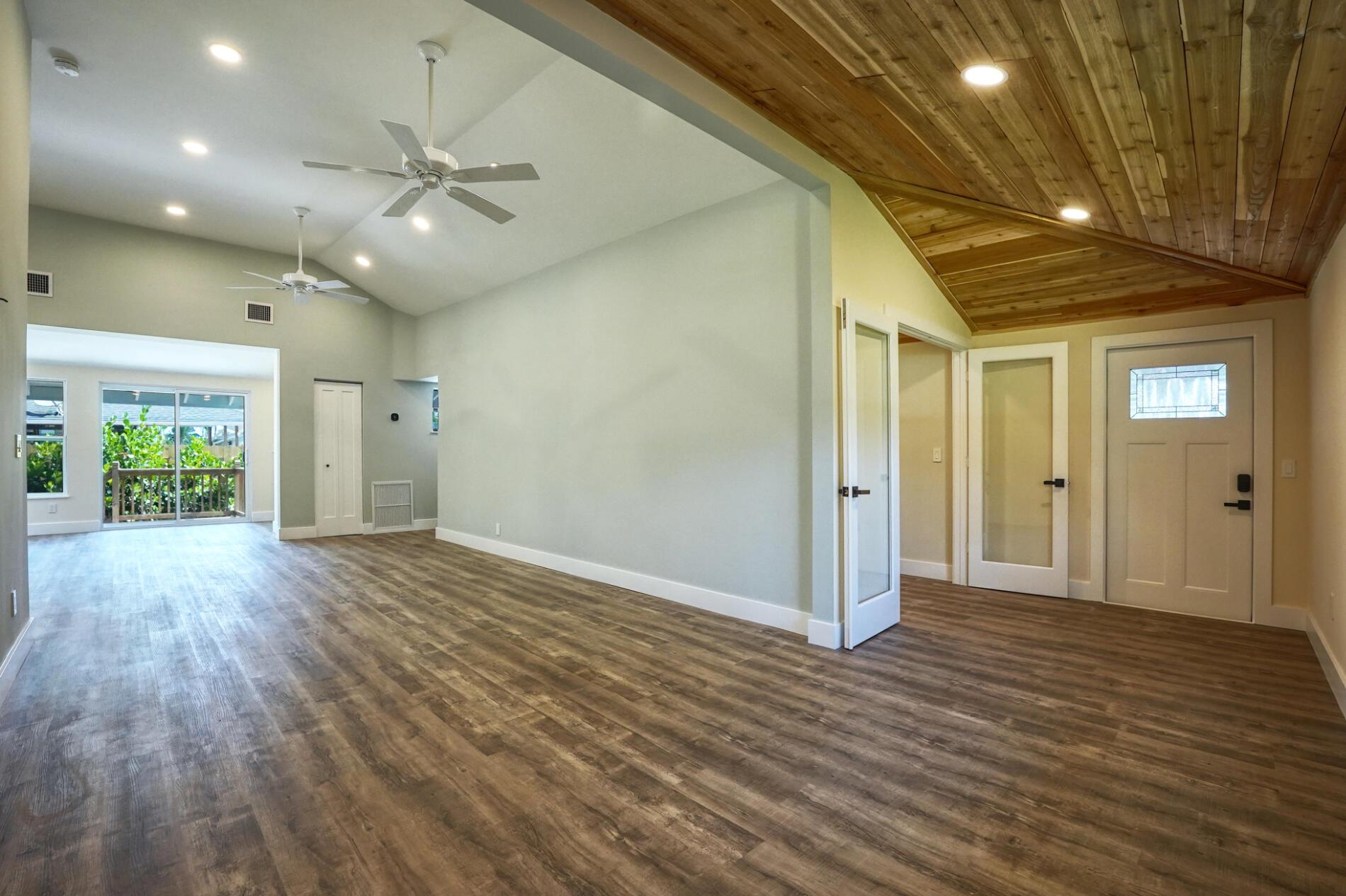 5018 SE Alicia Street