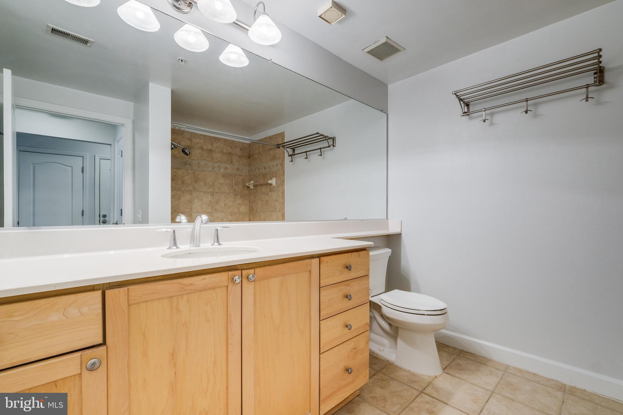 1441 Rhode Island Ave NW #119
