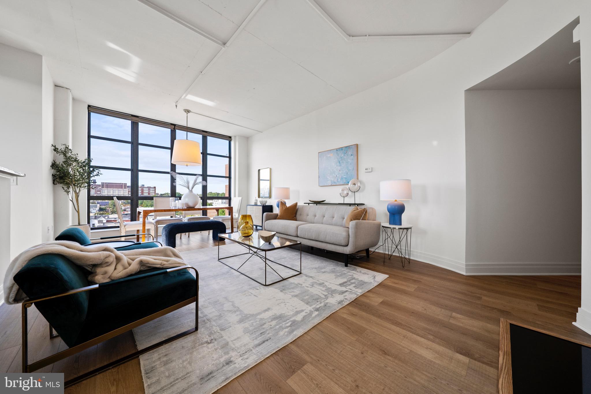 2020 12th St NW #703