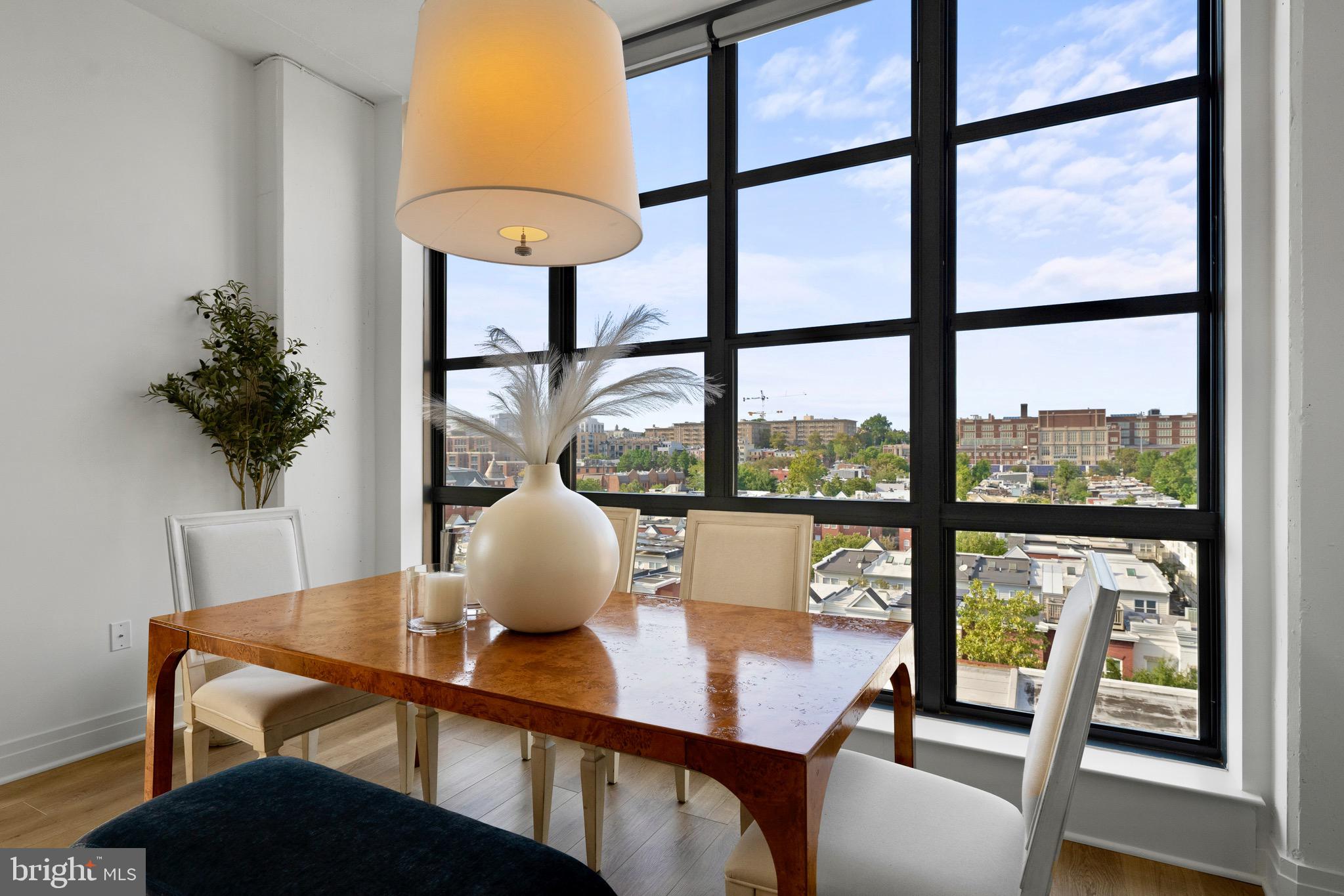 2020 12th St NW #703