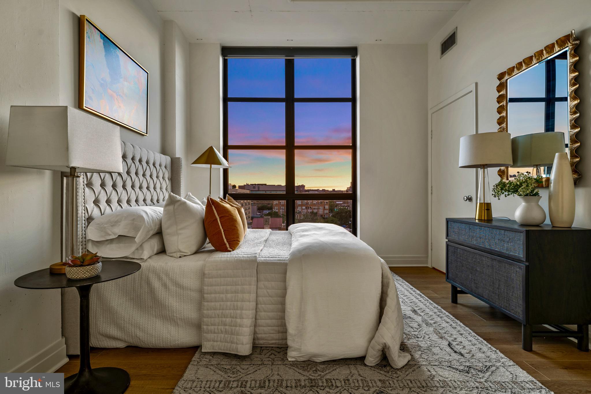 2020 12th St NW #703