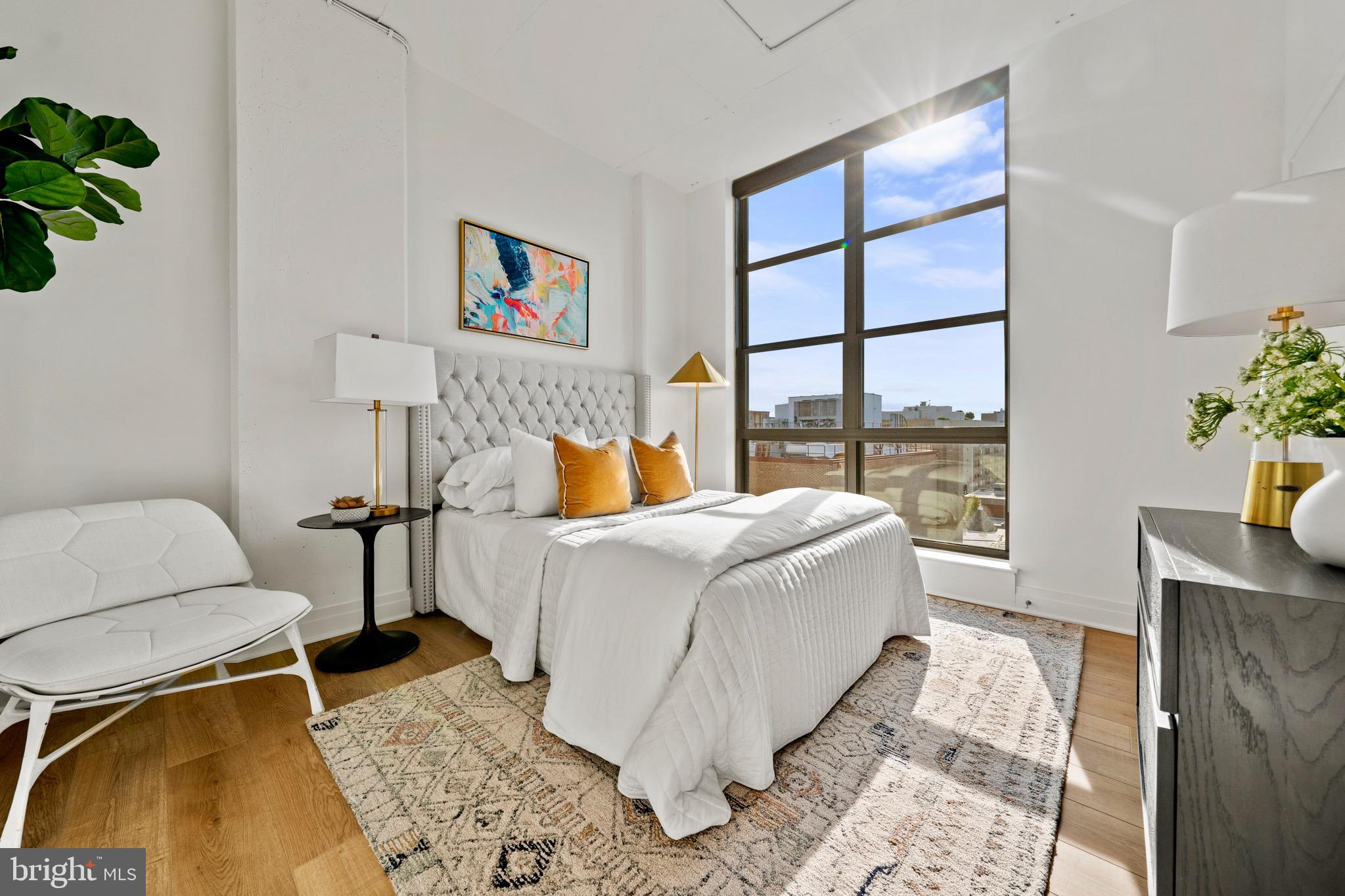 2020 12th St NW #703