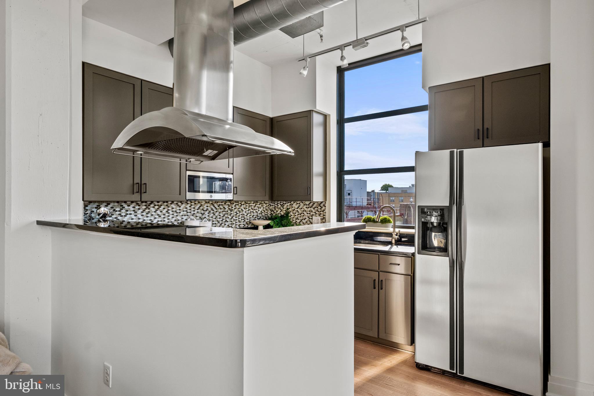 2020 12th St NW #703