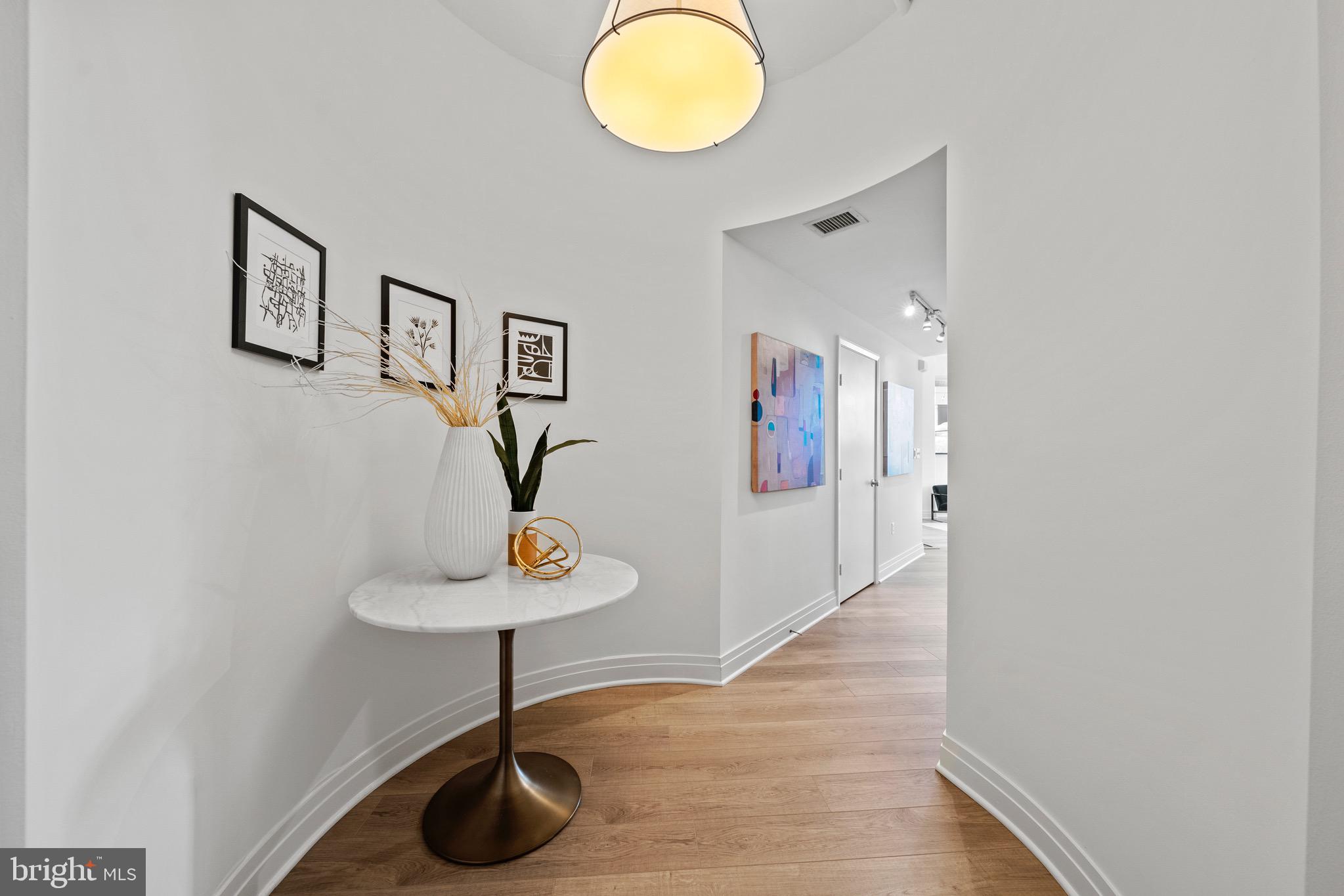 2020 12th St NW #703