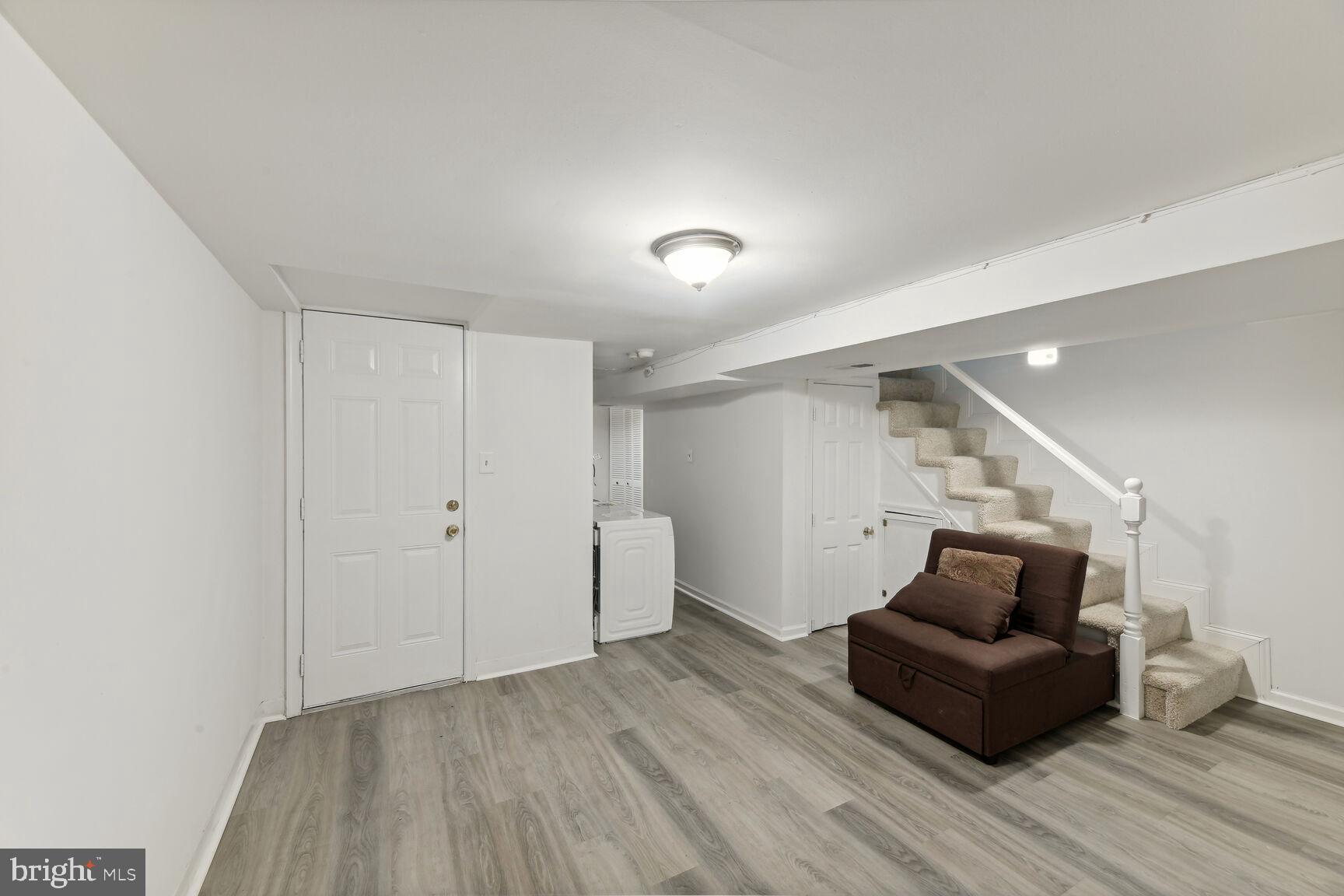 441 Newton Pl NW