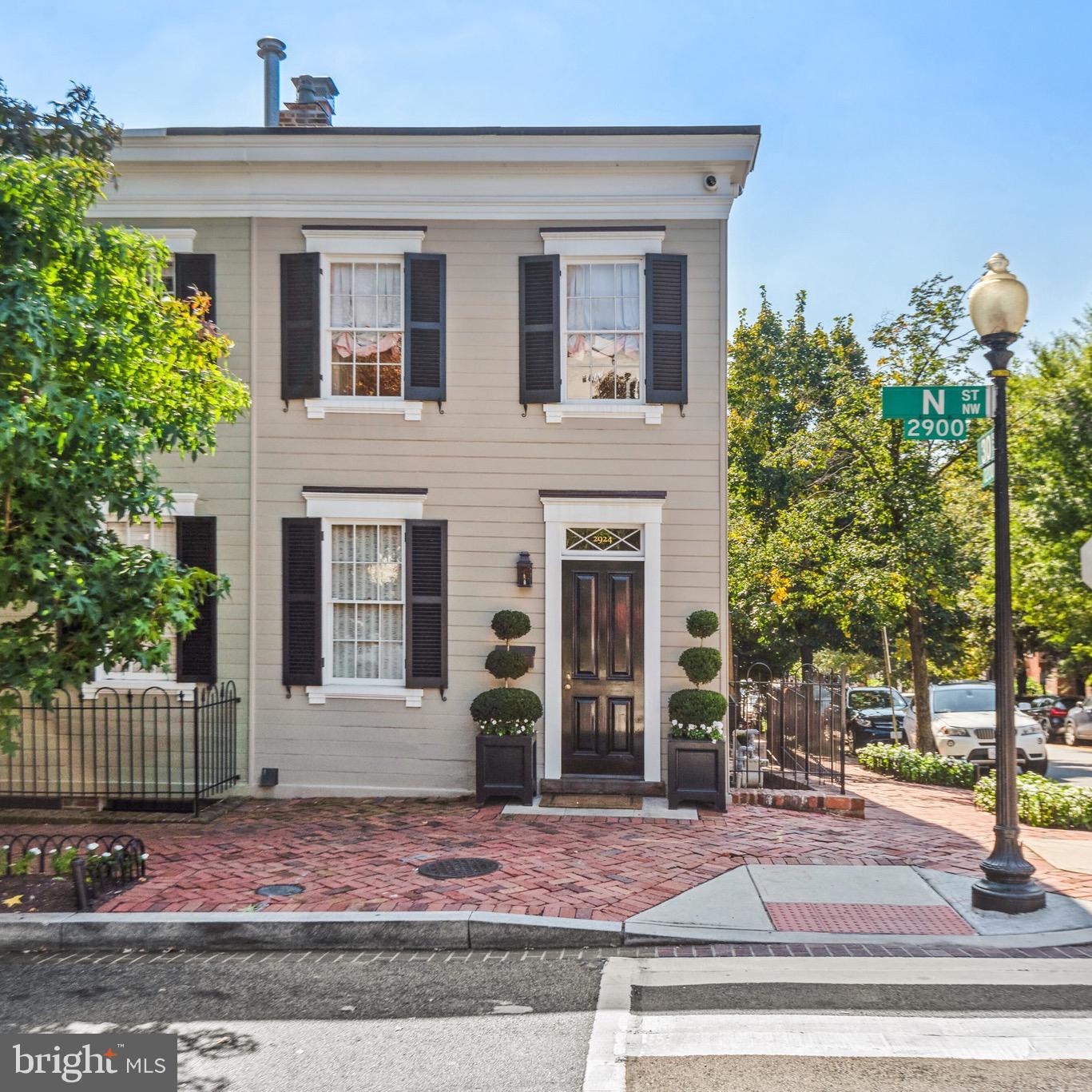 2924 N N St NW