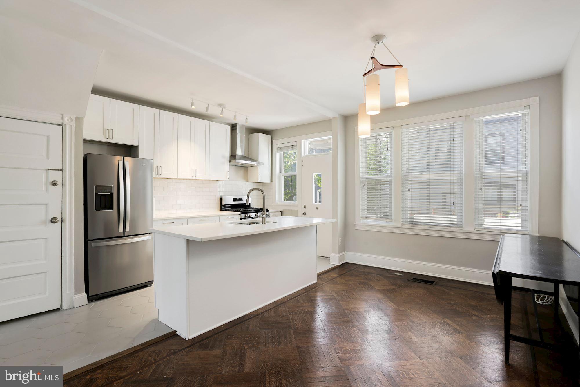 143 V ST NE
