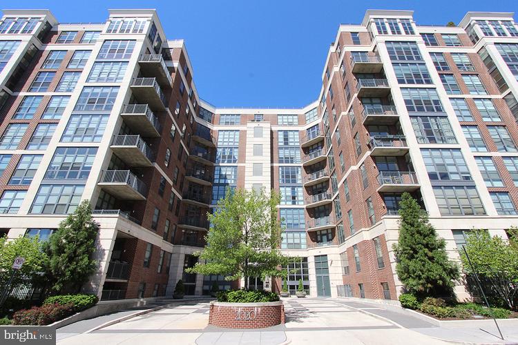 2020 12th St NW #701
