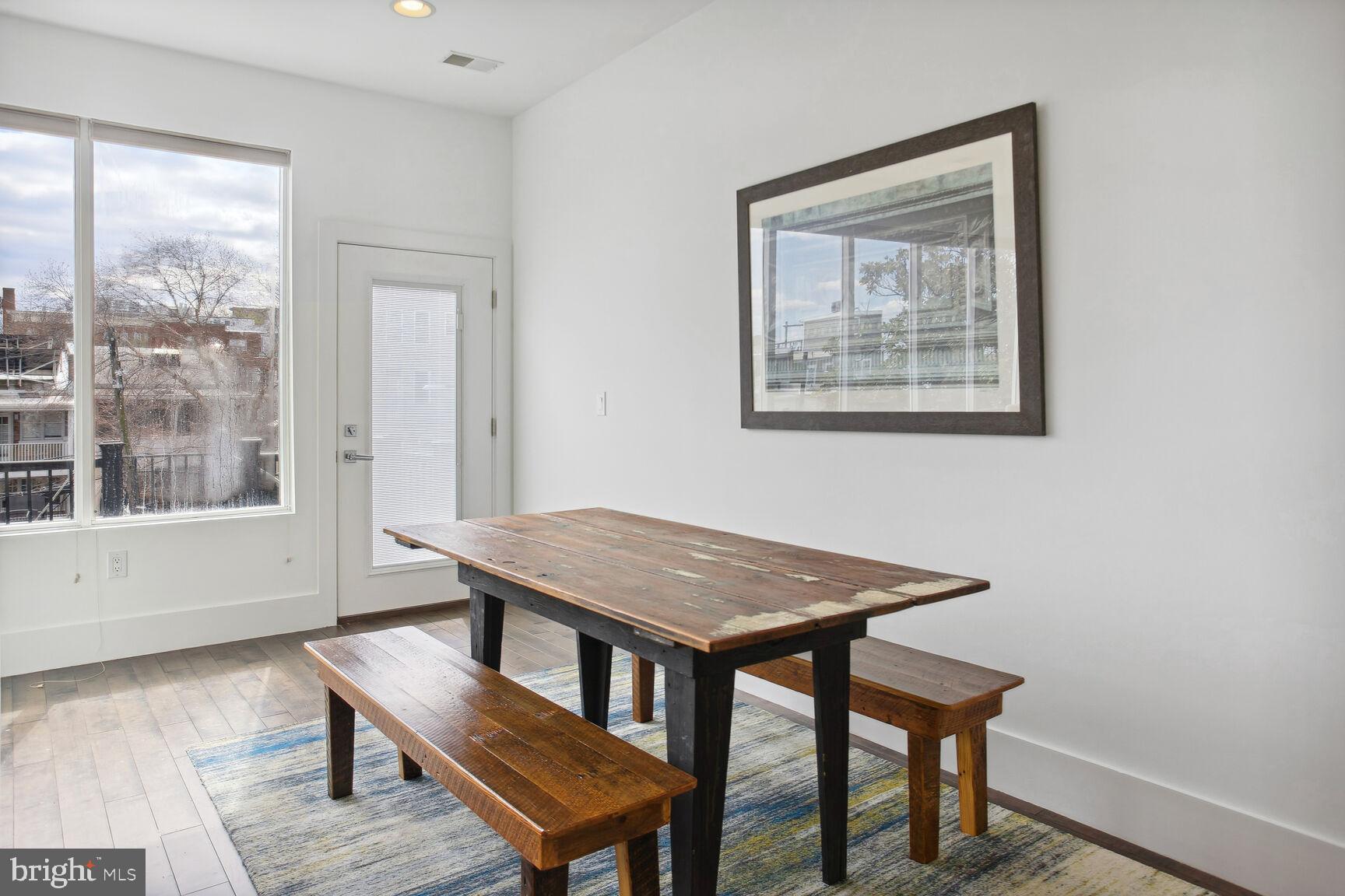 1230 Fairmont St NW #3