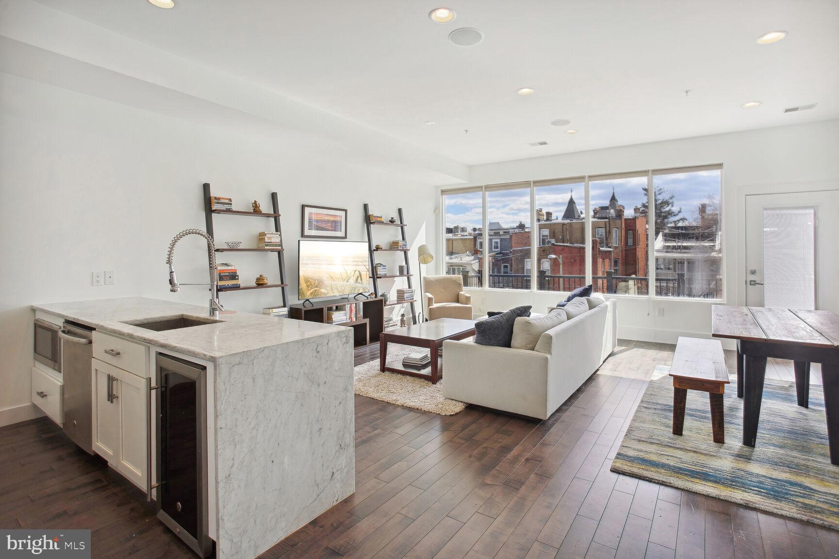 1230 Fairmont St NW #3