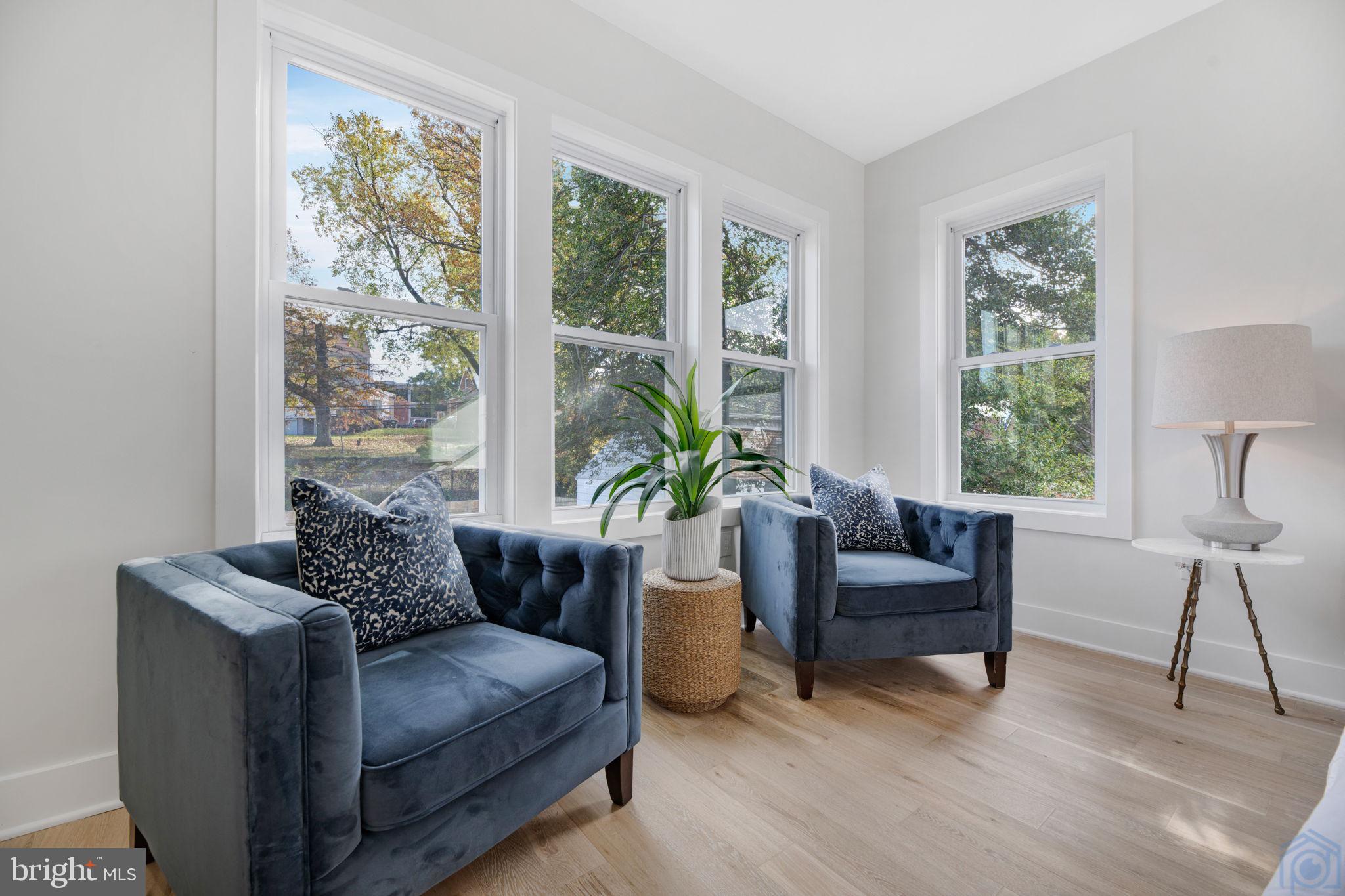 5921 2nd Pl NW