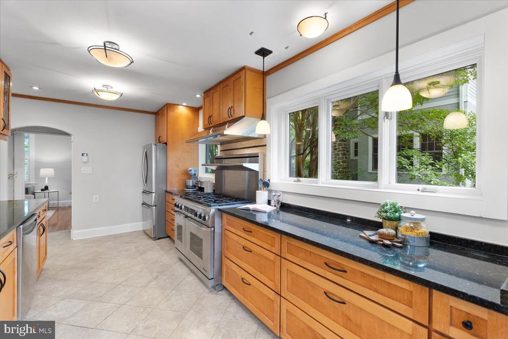 3906 Yuma St NW