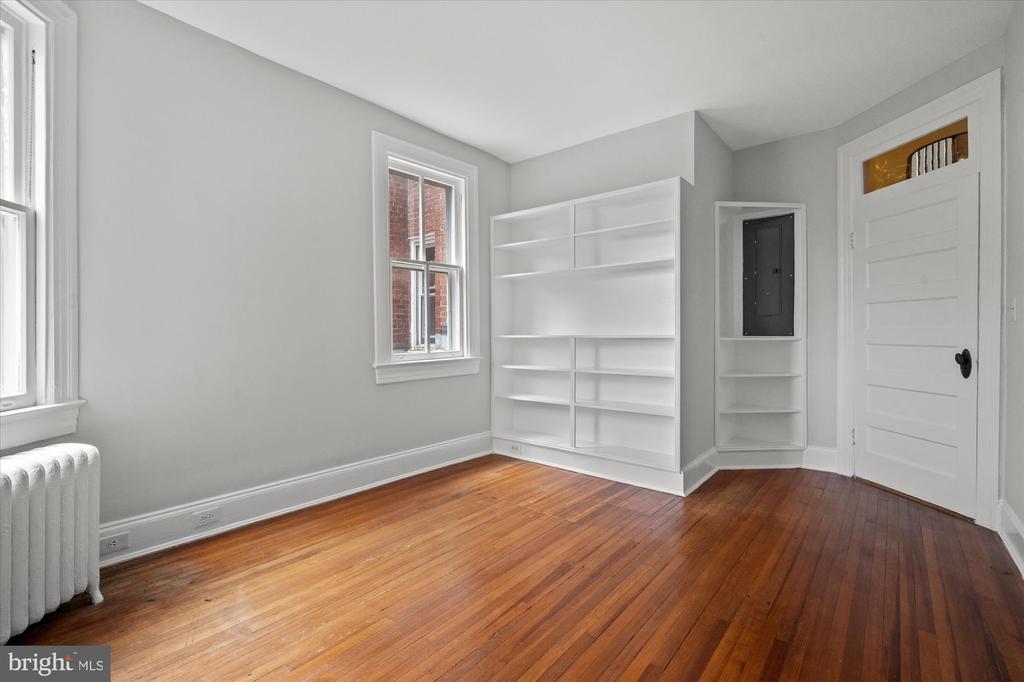 1730 Lamont St NW