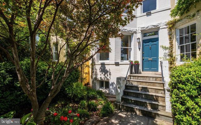 3021 DUMBARTON ST NW