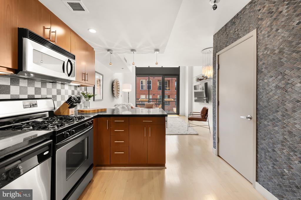 912 F ST NW #901