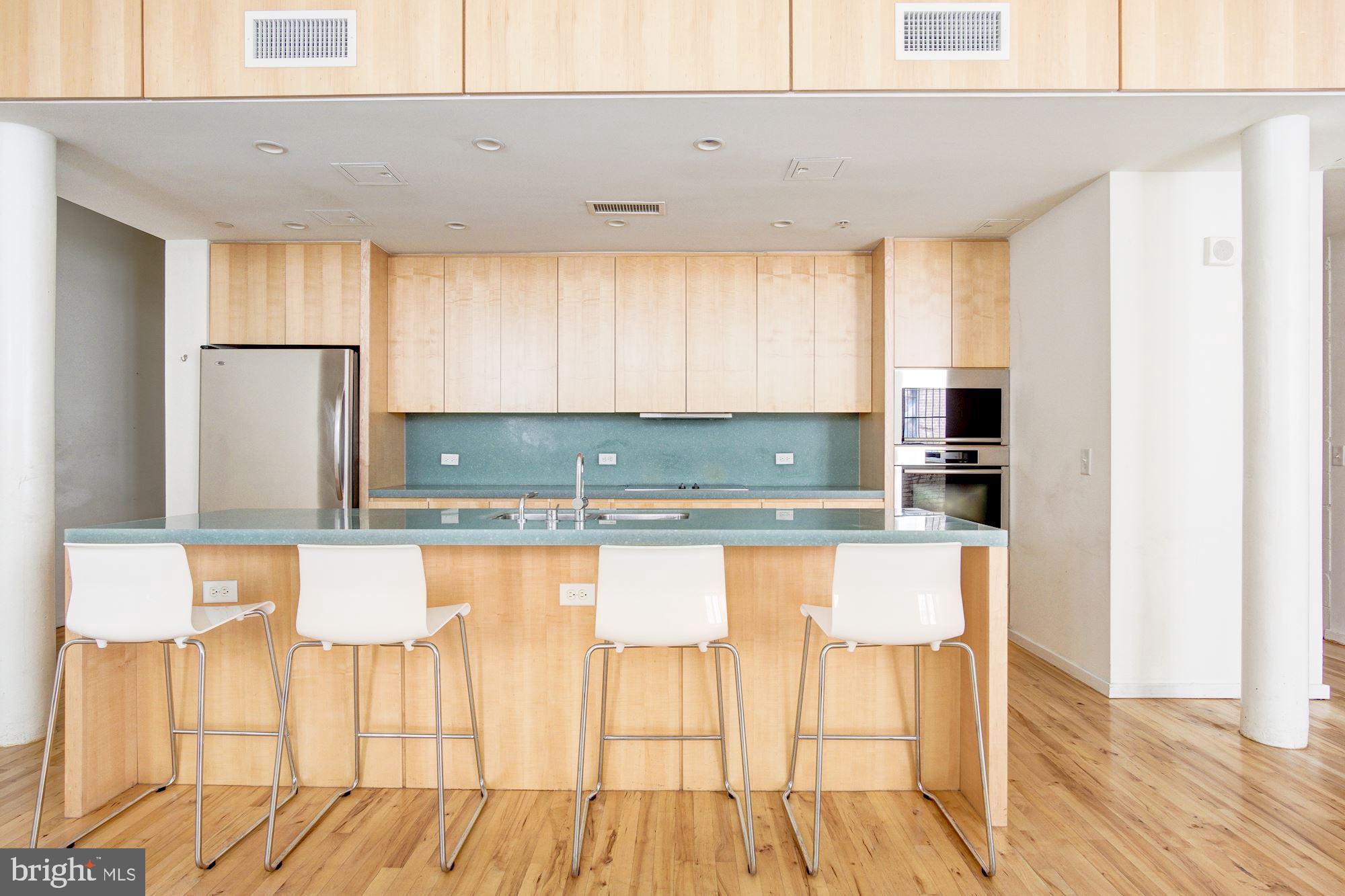 437 NEW YORK AVE NW #Y2