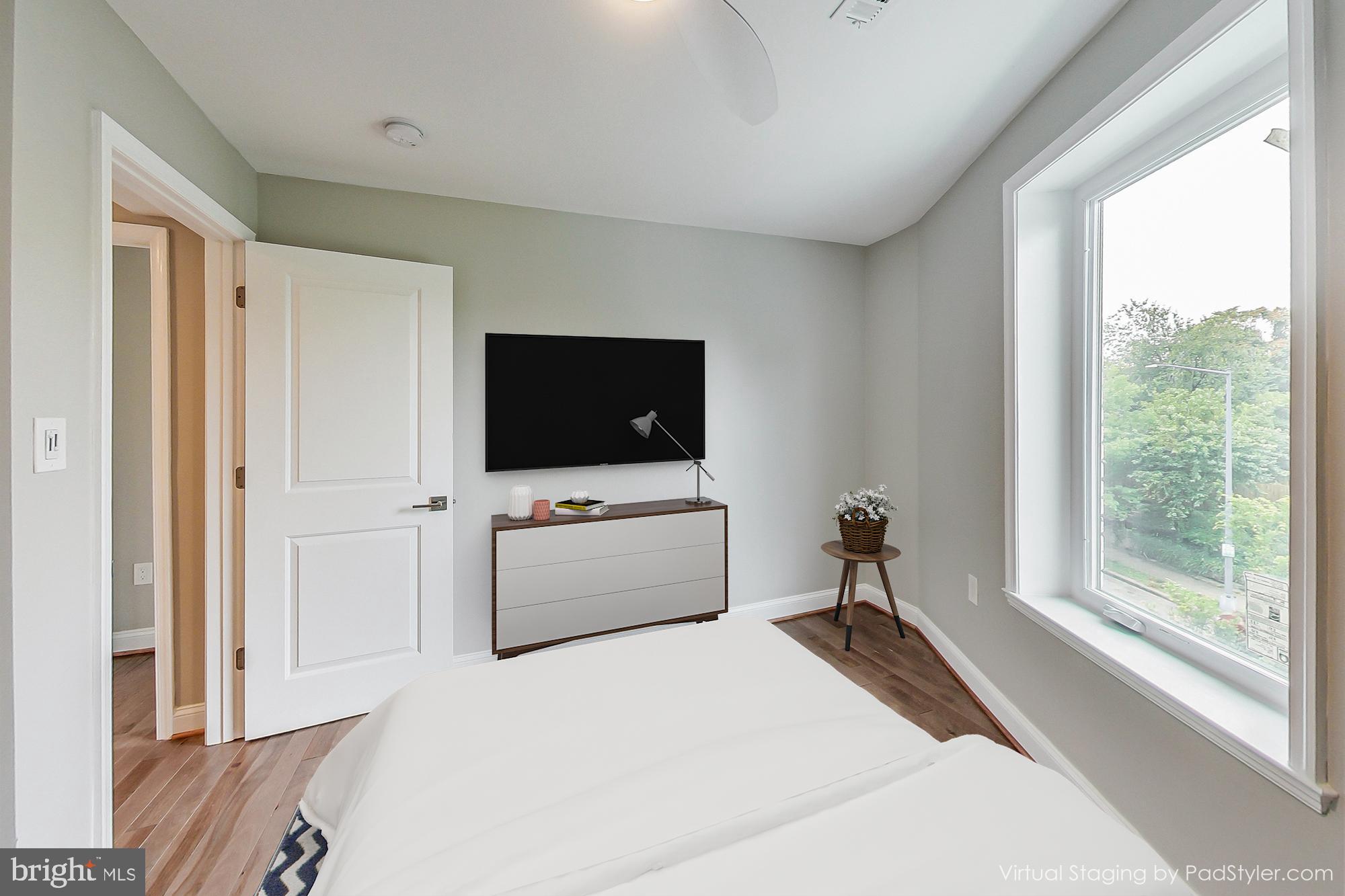 1601 North Carolina Ave NE #4