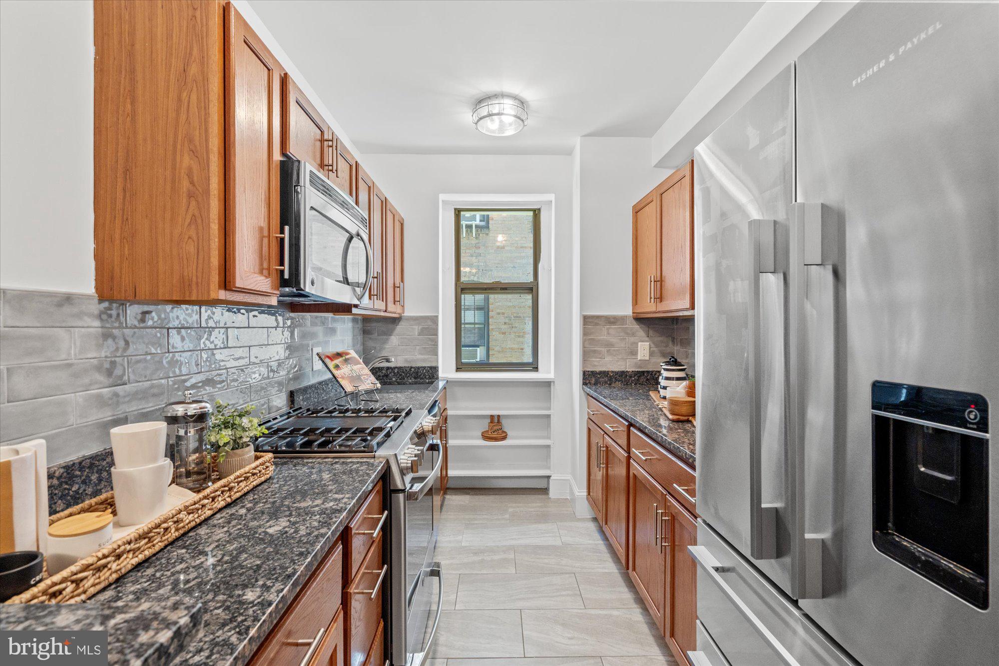 1910 Kalorama Rd NW #203