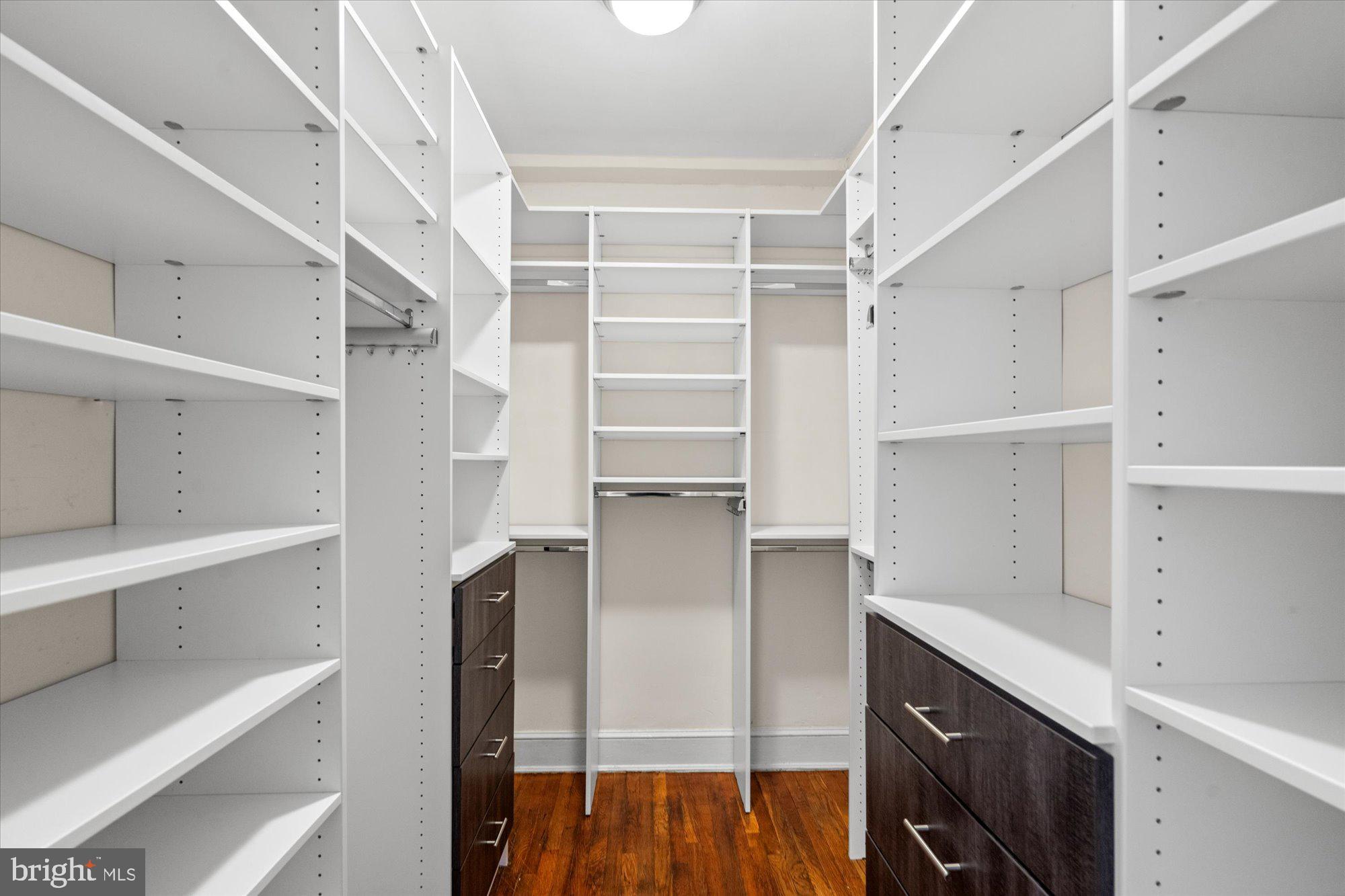 1910 Kalorama Rd NW #203