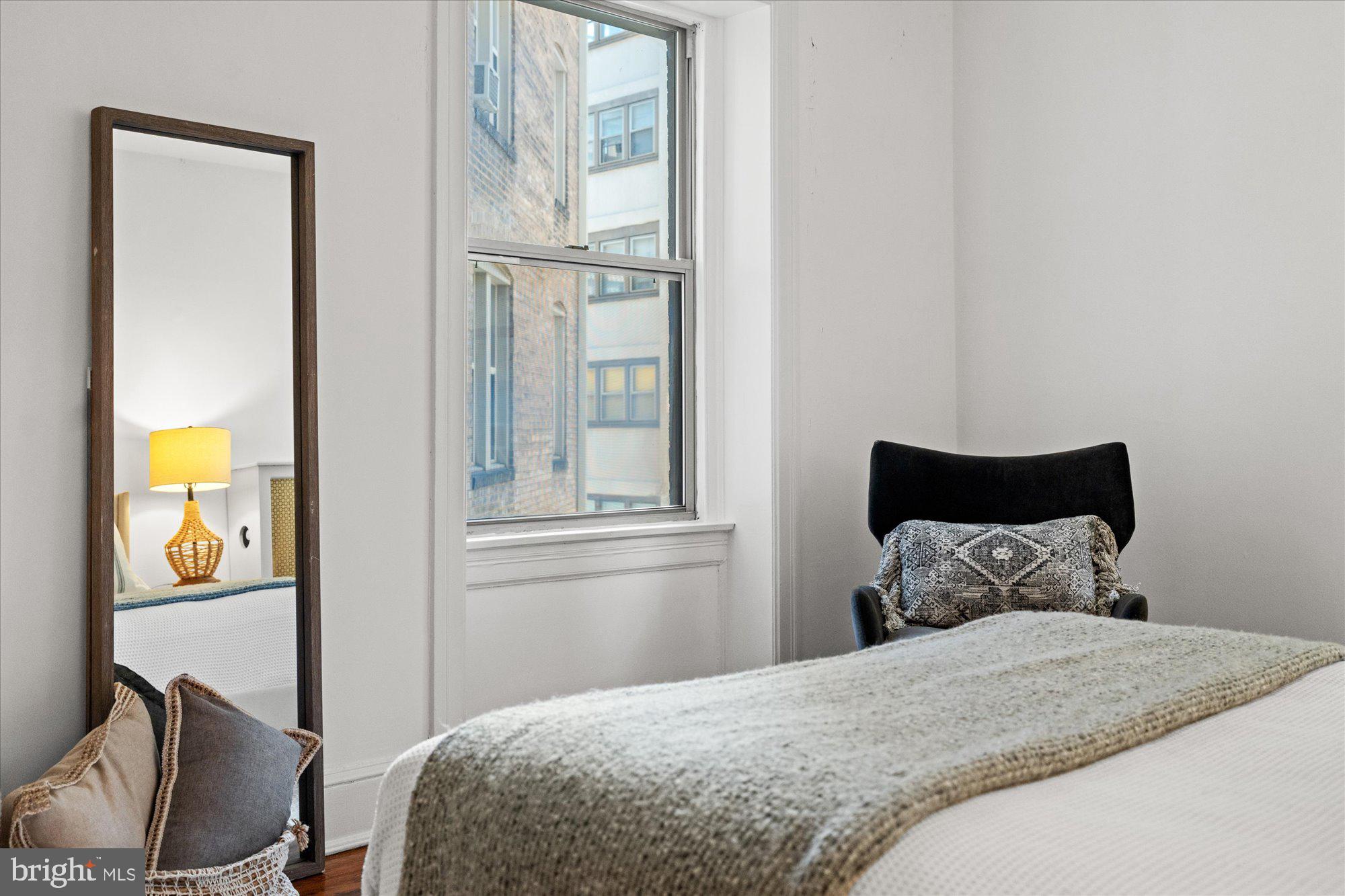 1910 Kalorama Rd NW #203