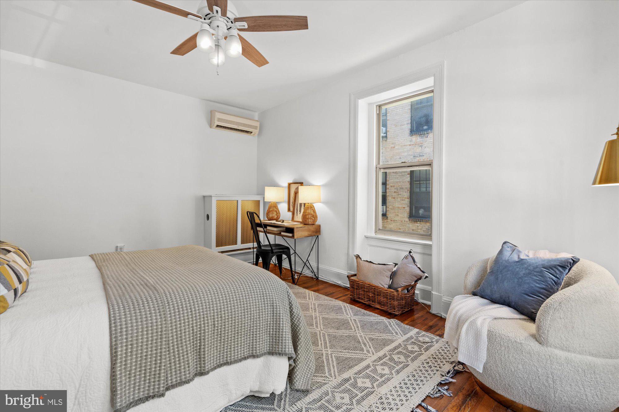 1910 Kalorama Rd NW #203