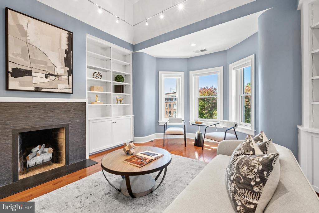 1973 Biltmore St NW