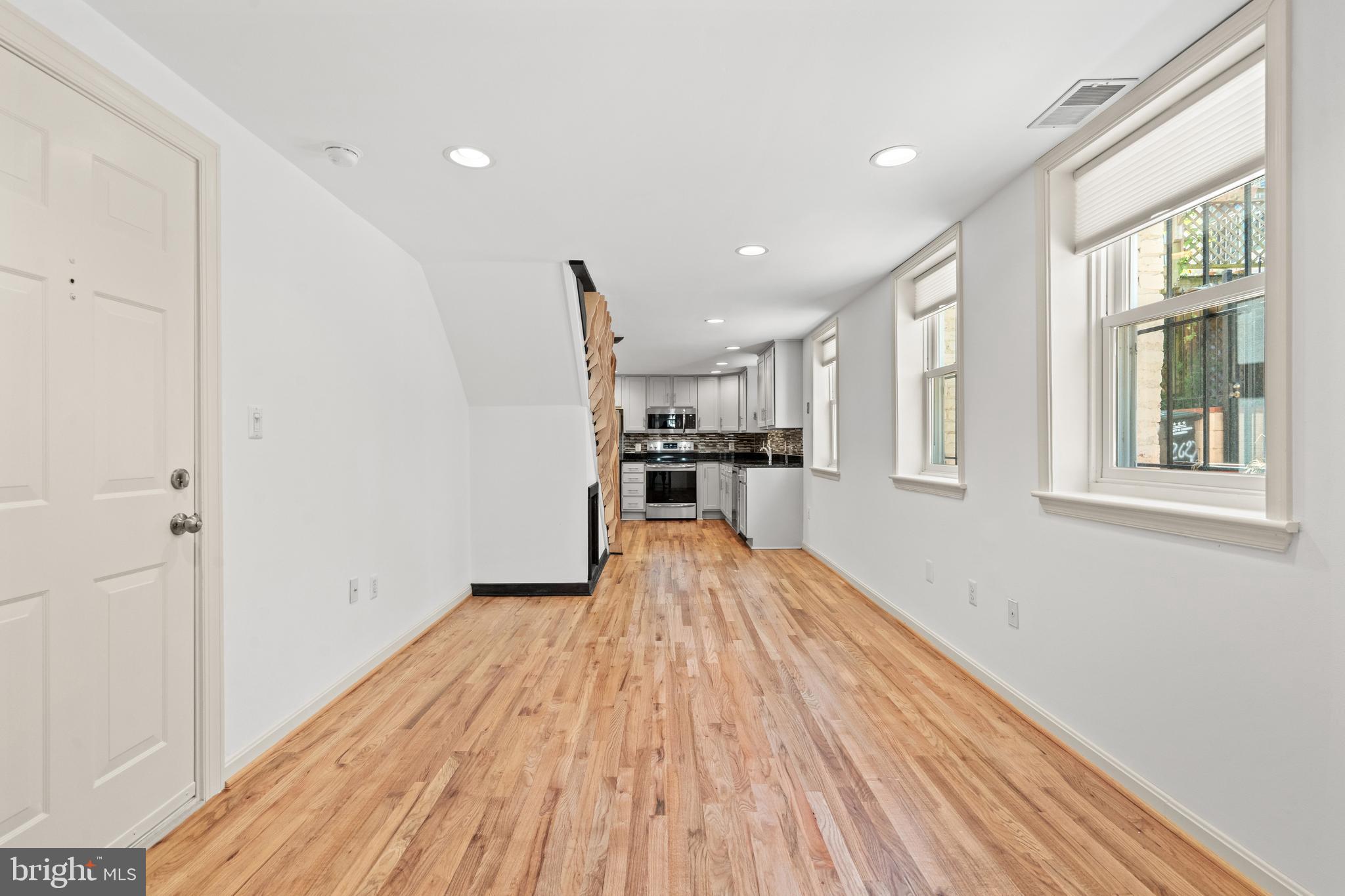 1030 FAIRMONT ST NW #104