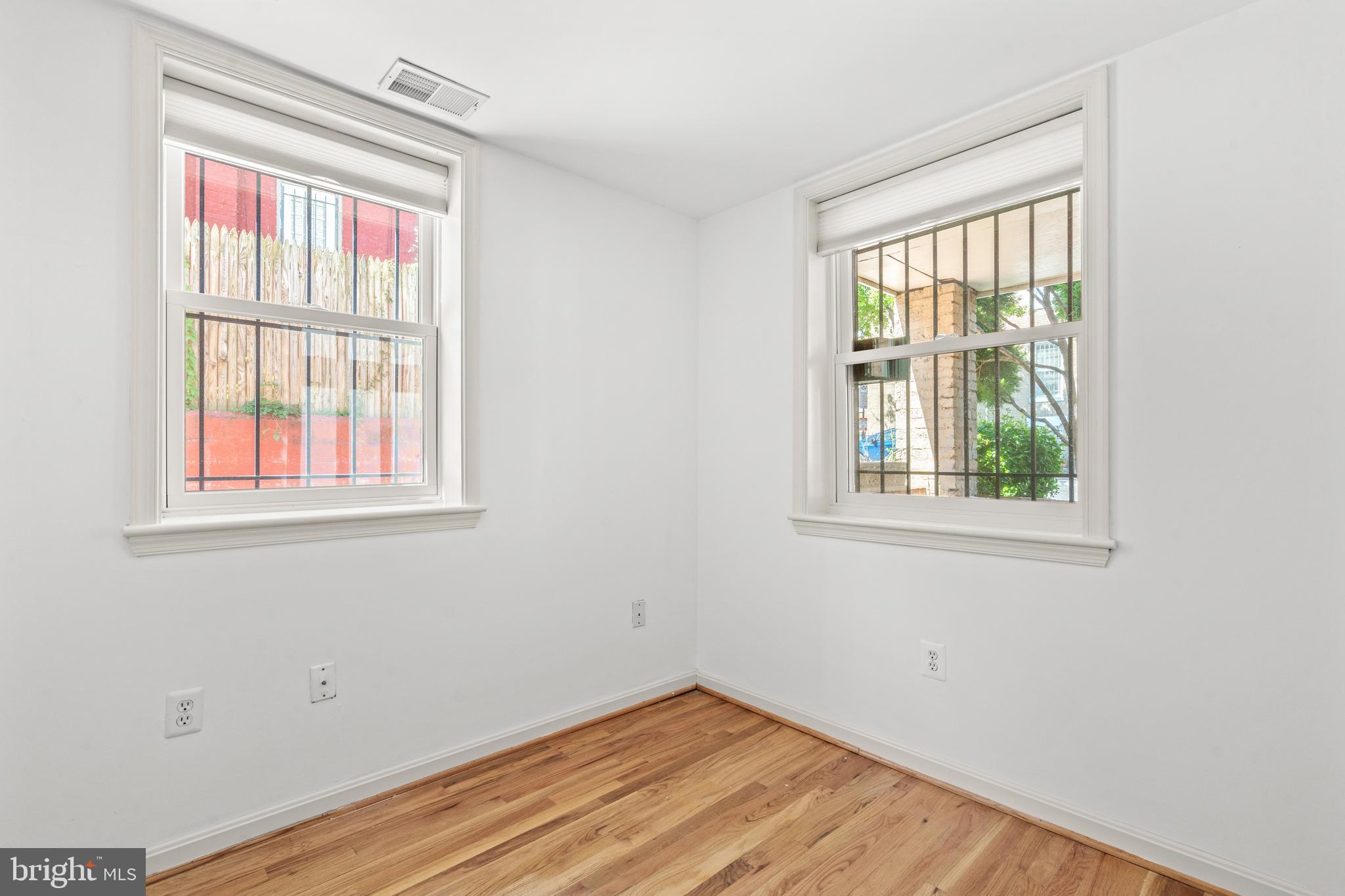 1030 FAIRMONT ST NW #104