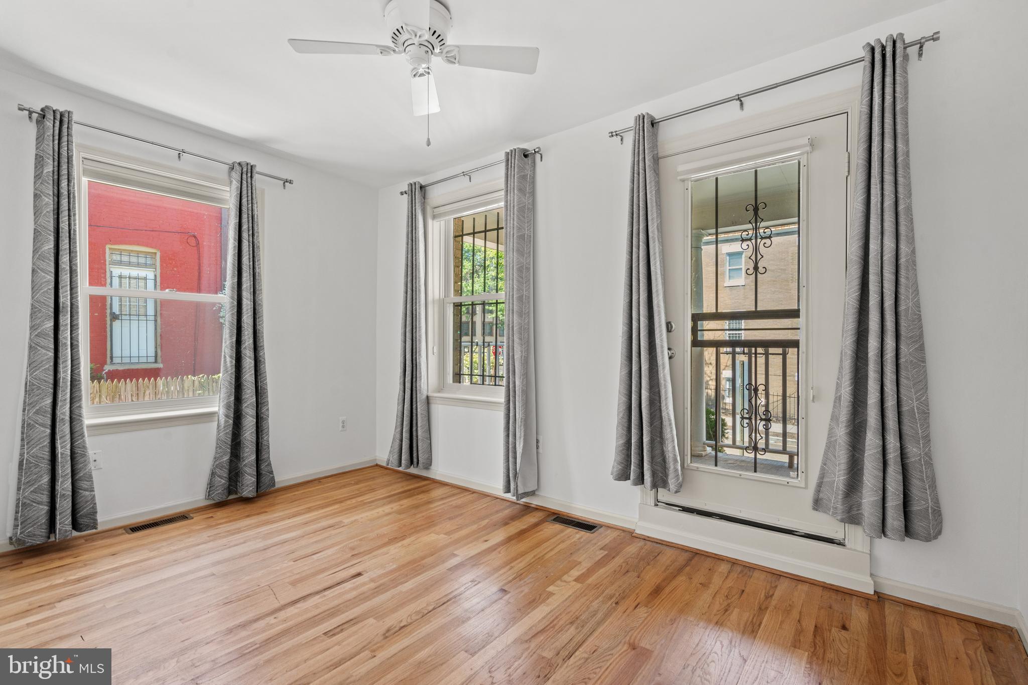 1030 FAIRMONT ST NW #104