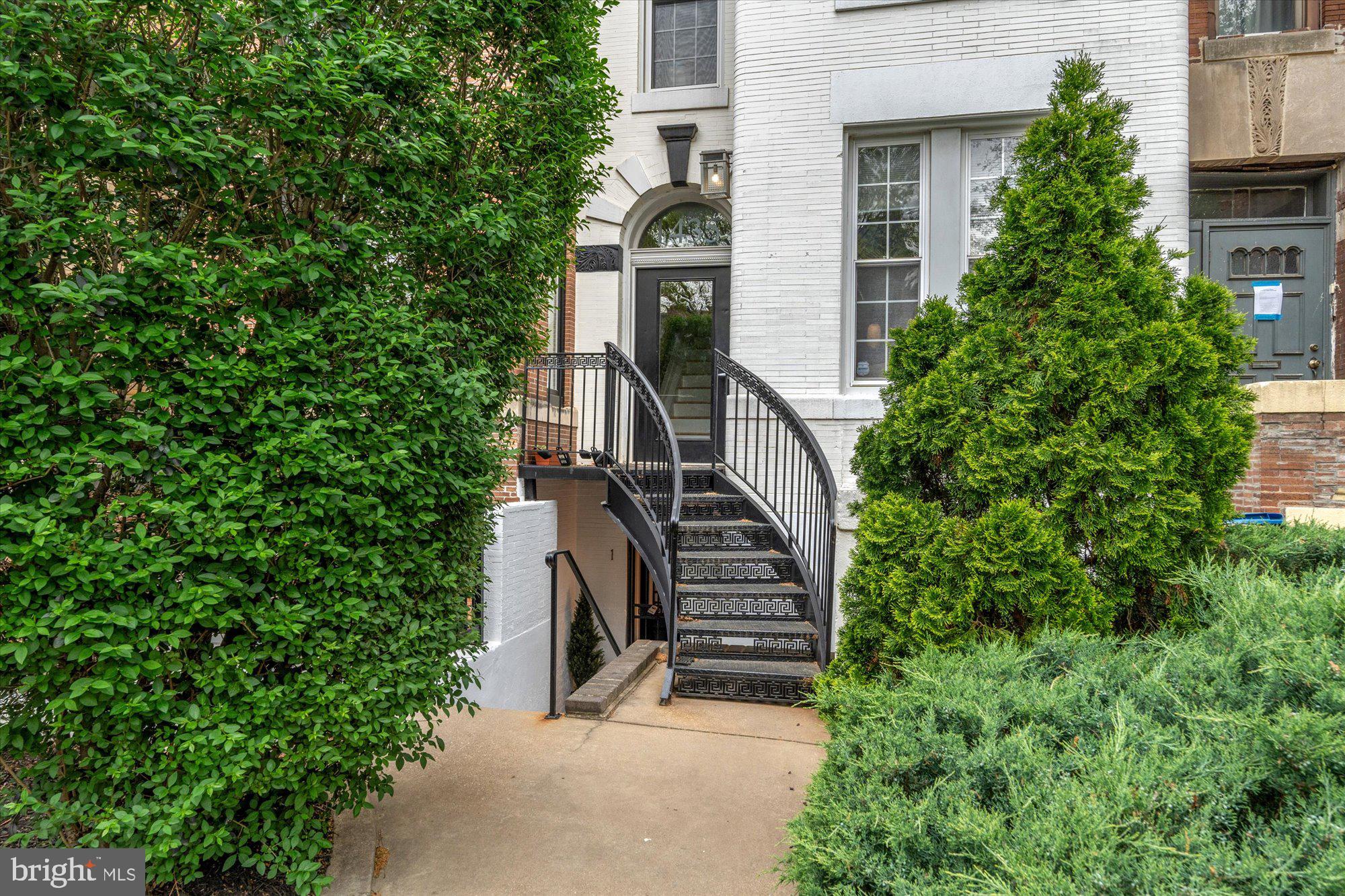 1435 Euclid St NW #1