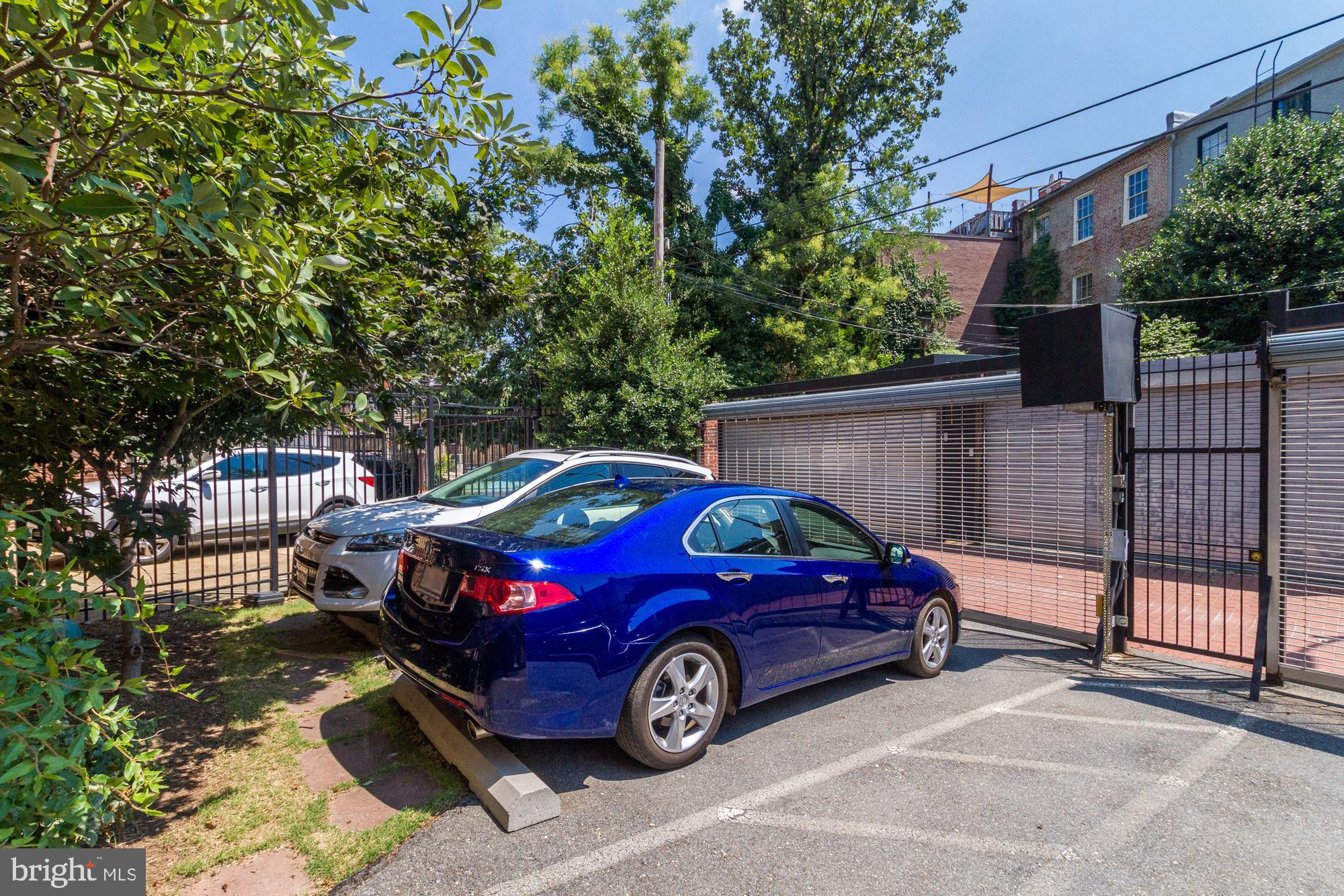 27 LOGAN CIR NW #1