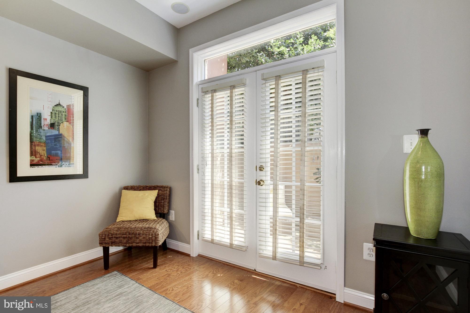 27 LOGAN CIR NW #1