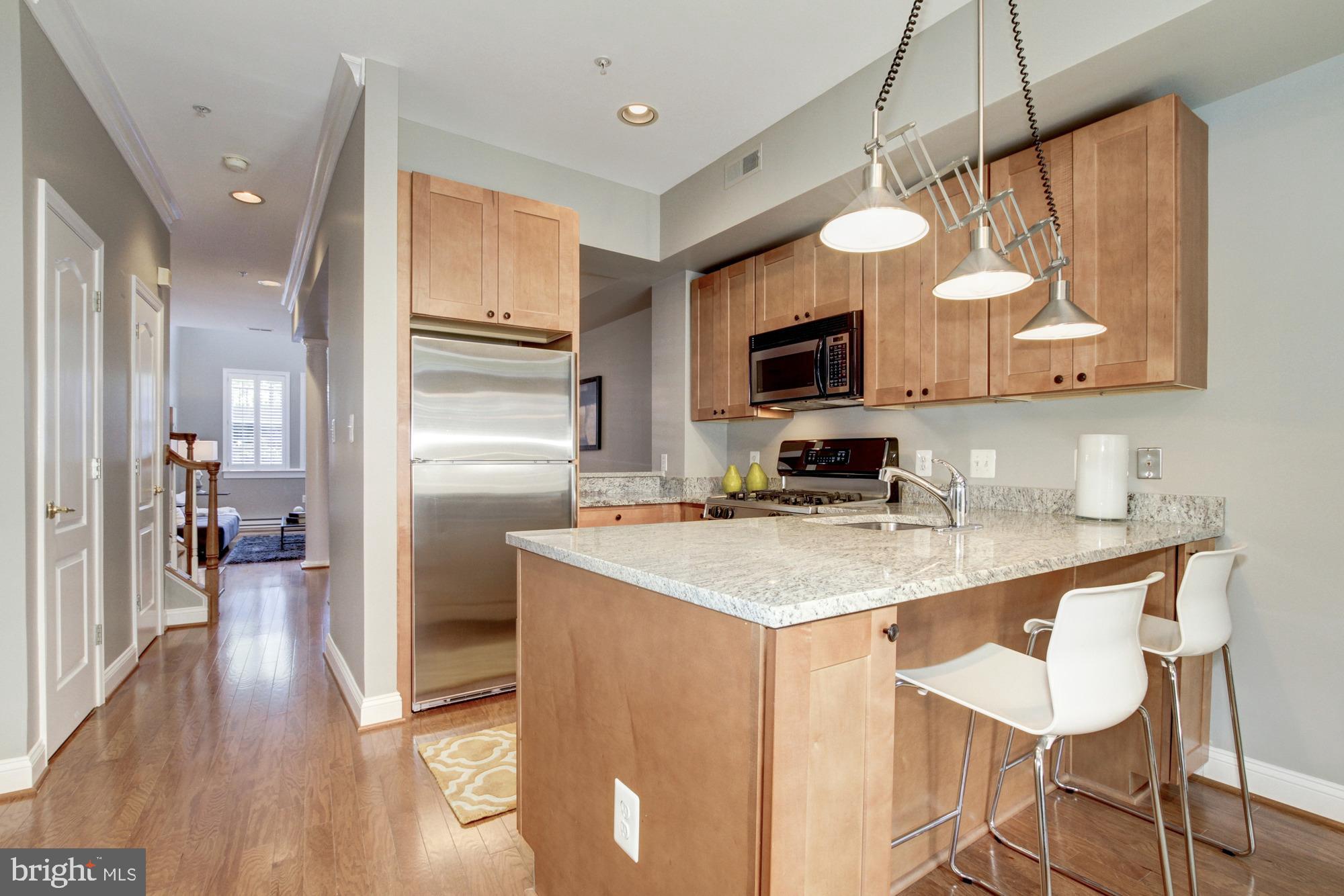 27 LOGAN CIR NW #1