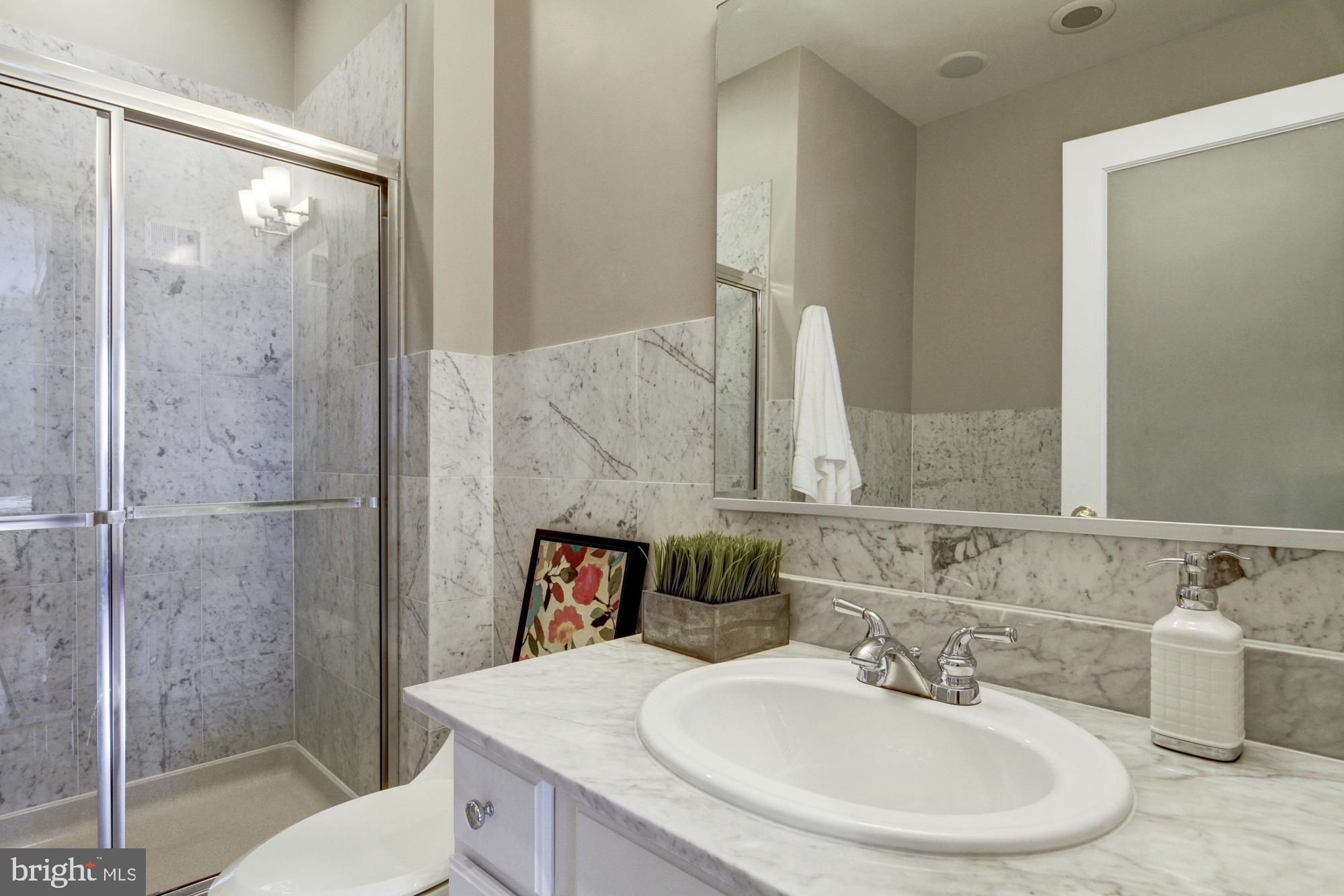 27 LOGAN CIR NW #1