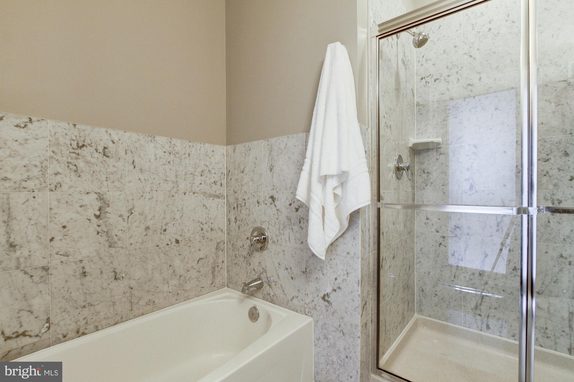 27 LOGAN CIR NW #1