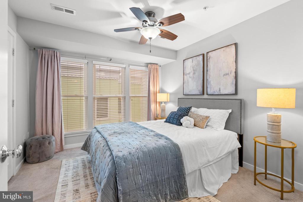 331 K St SE