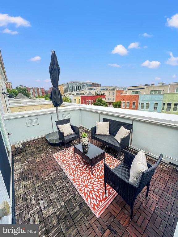331 K St SE