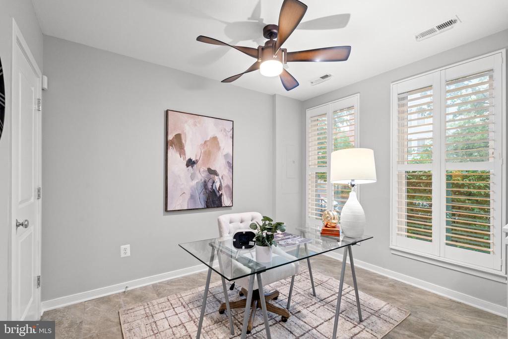 331 K St SE