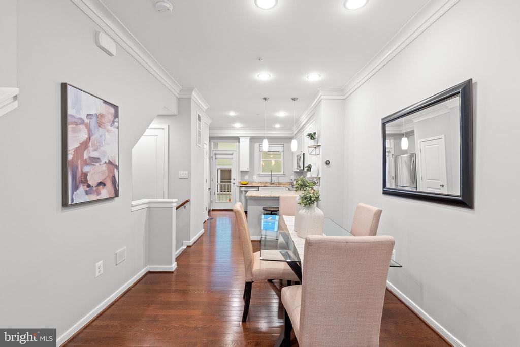 331 K St SE