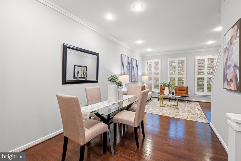 331 K St SE