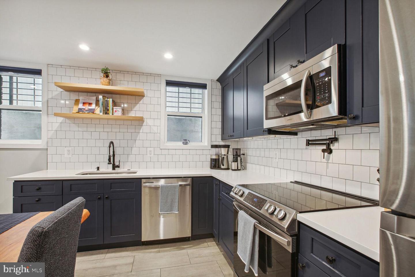 216 T St NE #1