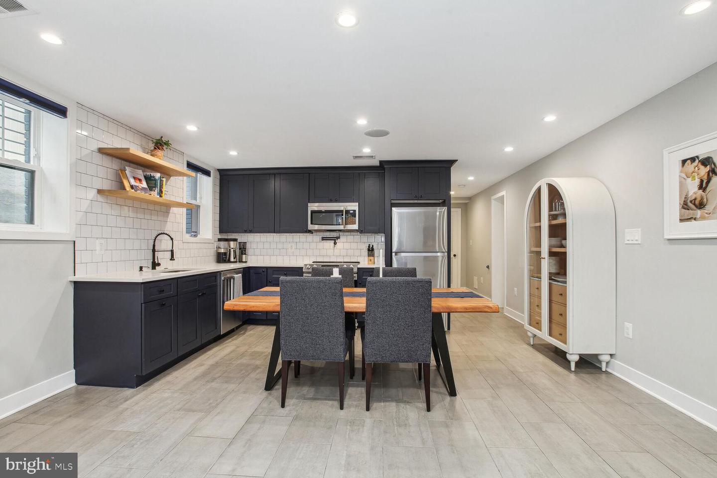 216 T St NE #1