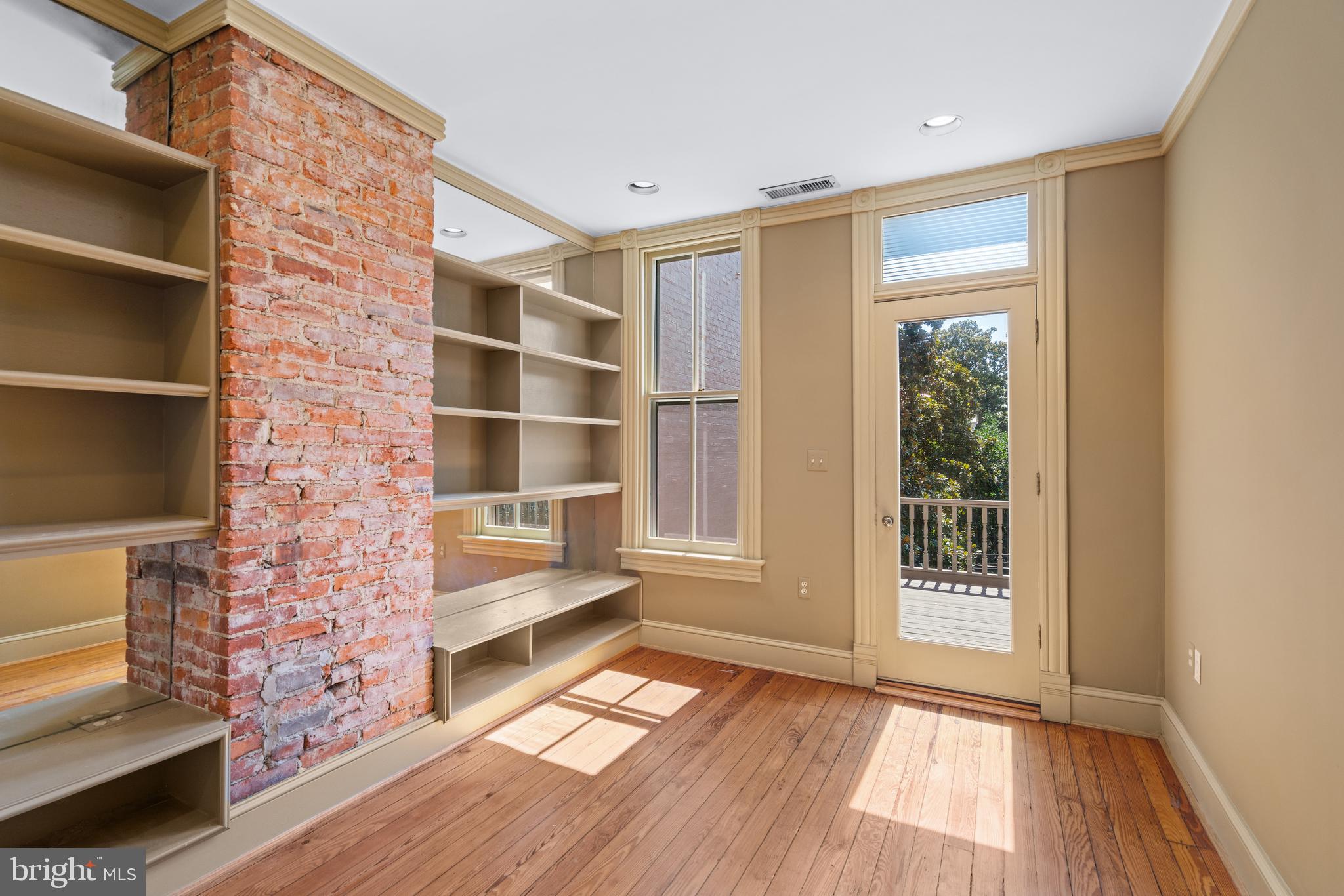 3040 CAMBRIDGE PLACE NW