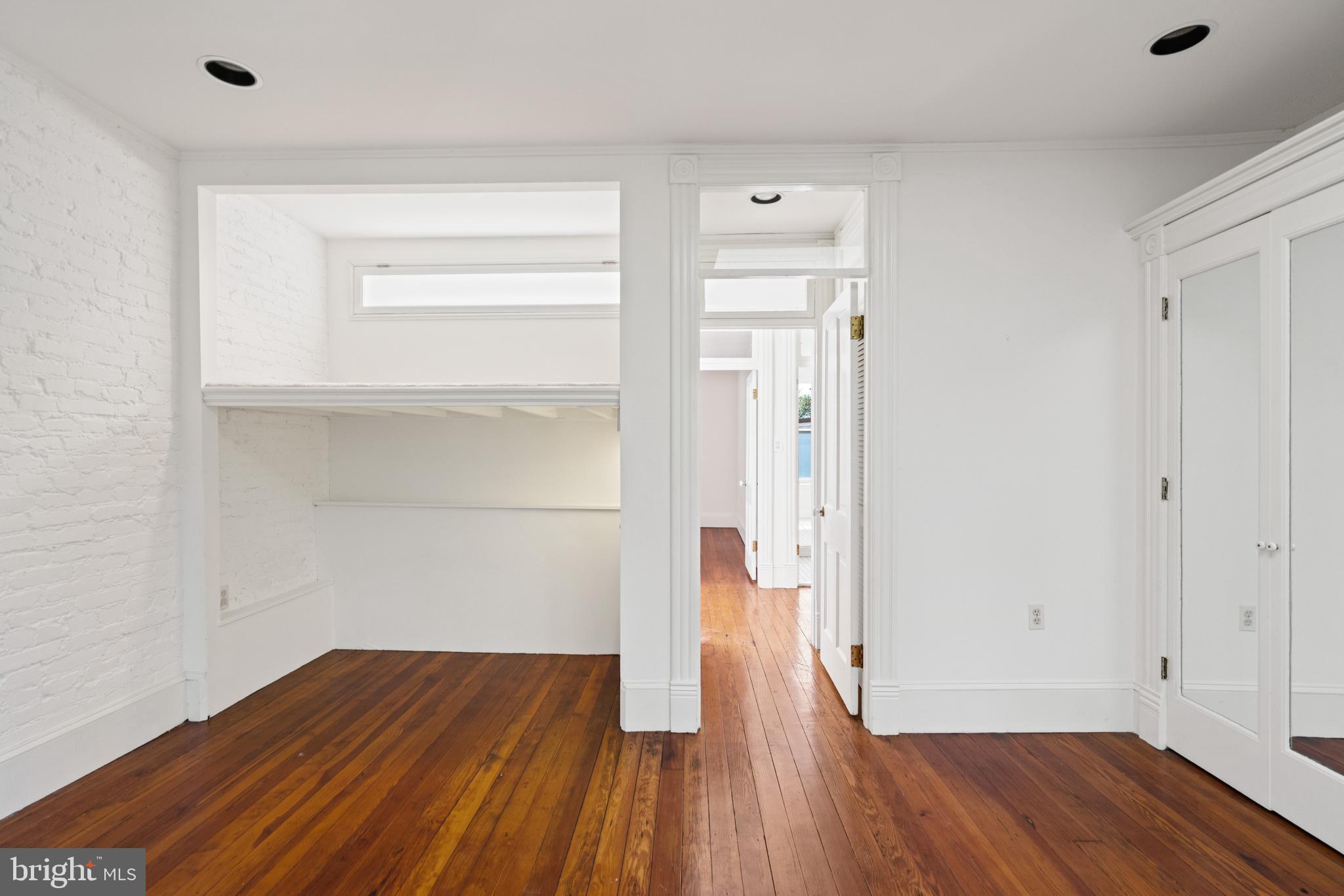 3040 CAMBRIDGE PLACE NW